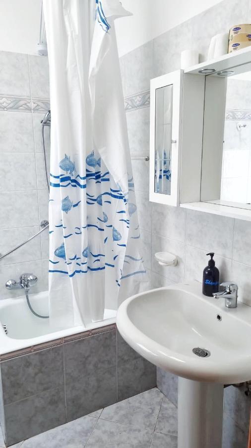Ubetty Village Center Two-Bedrooms Apartment 5Terreparco 리오마기오레 외부 사진
