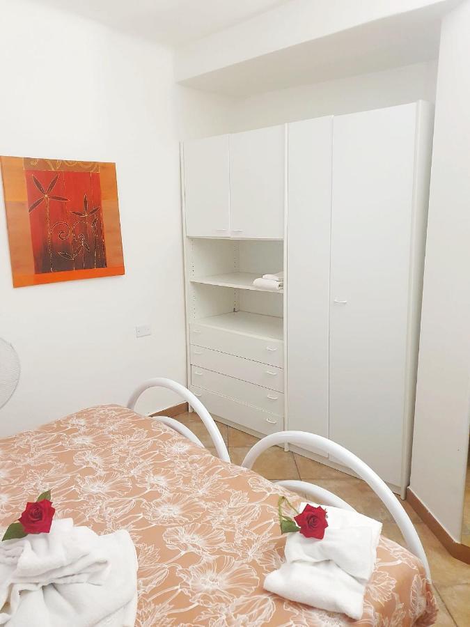 Ubetty Village Center Two-Bedrooms Apartment 5Terreparco 리오마기오레 외부 사진