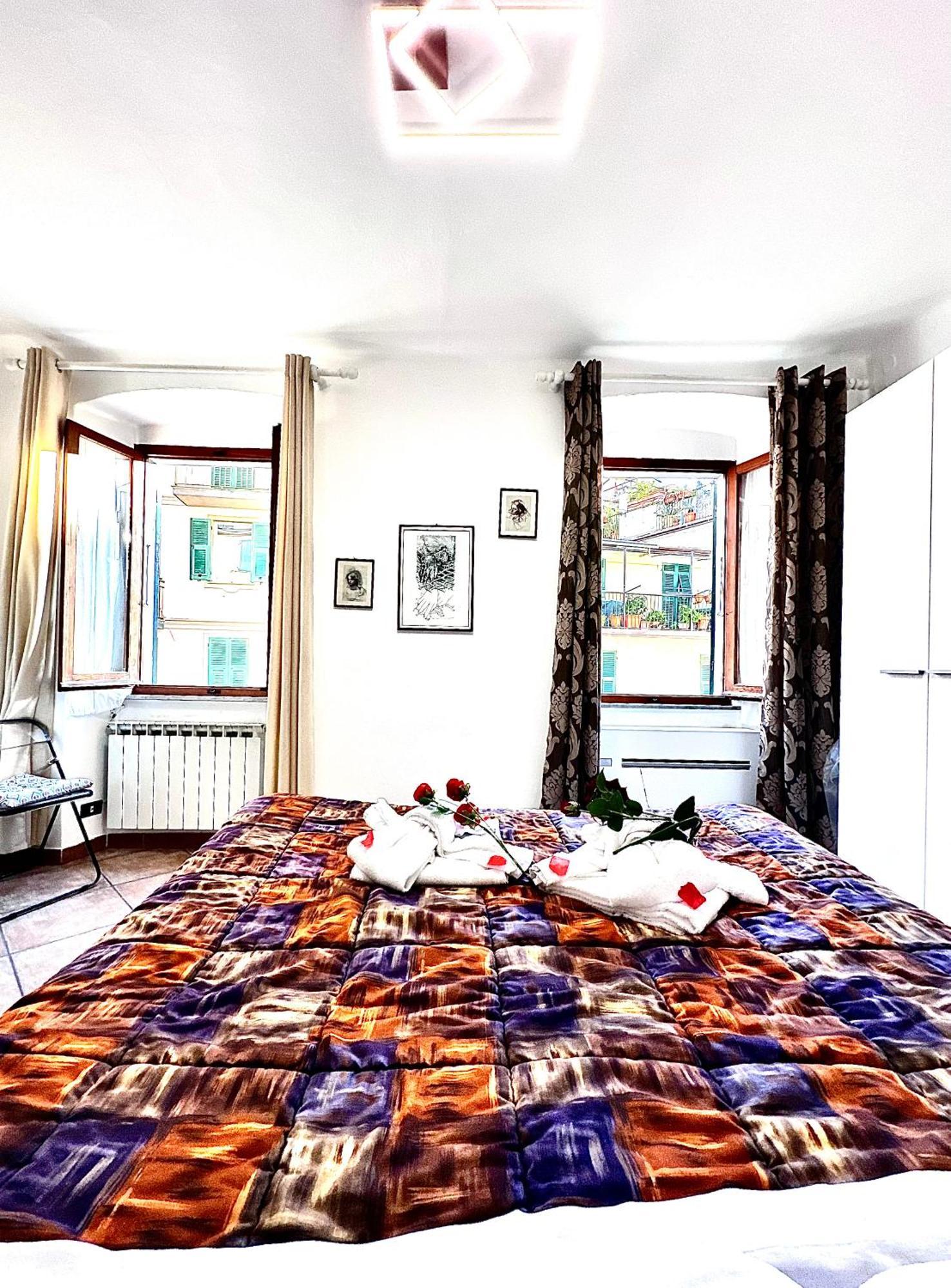 Ubetty Village Center Two-Bedrooms Apartment 5Terreparco 리오마기오레 외부 사진