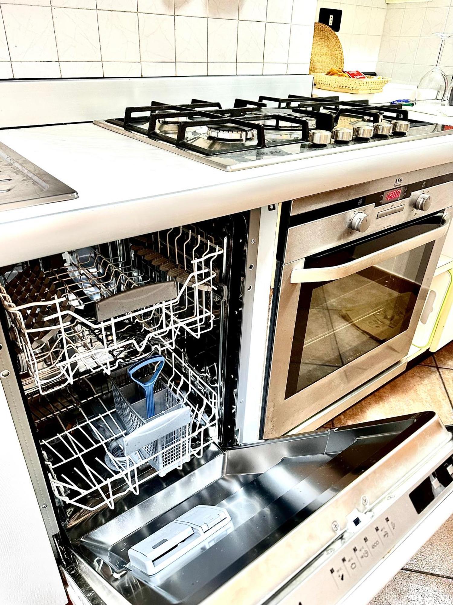 Ubetty Village Center Two-Bedrooms Apartment 5Terreparco 리오마기오레 외부 사진